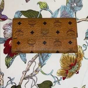 MCM Michael Cromer Milan Vintage Walket